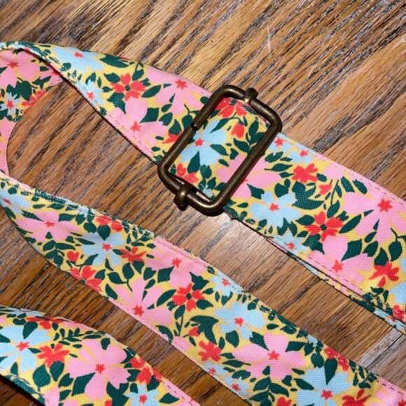 2  crossbody straps/excellent condition adjustable 42" longest/24.5 shortes/1.5w - Picture 2 of 4